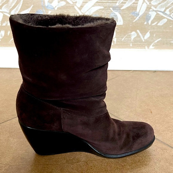 Calvin Klein cruelty-free waterproof wedge boots in size 8.5 in Brown - Picture 5 of 10